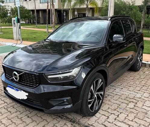 VOLVO XC40 1.5 T5 RECHARGE R-DESIGN GEARTRONIC
